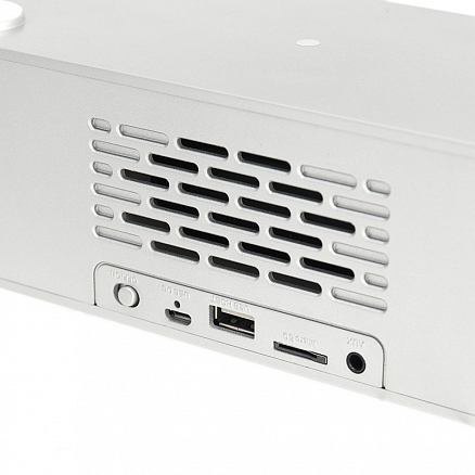 Портативная колонка ISA DY-23 с FM-радио, USB и поддержкой microSD карт серебристая