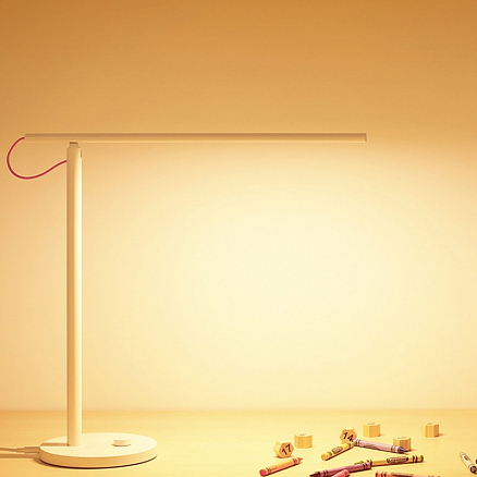 Лампа светодиодная настольная Xiaomi Desk белая