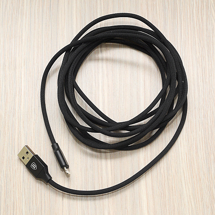 Кабель USB - Lightning для зарядки iPhone 3 м 1.5A плетеный Baseus Yiven черный