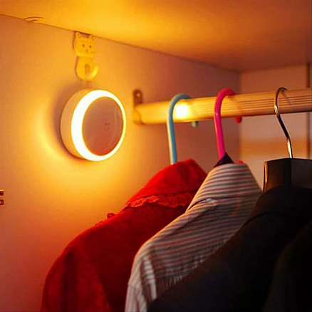 Лампа-ночник настенная или потолочная с датчиком движения Xiaomi Mi Motion