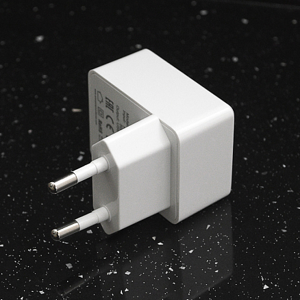 Зарядное устройство сетевое с USB входом 1А Energizer белое