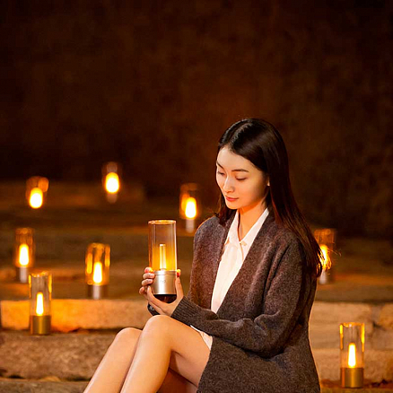Светильник-ночник настольный беспроводной Xiaomi Yeelight Candela золотистый