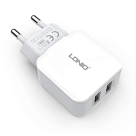 Зарядное устройство сетевое с двумя USB входами 2.4А Ldnio A2202 белое