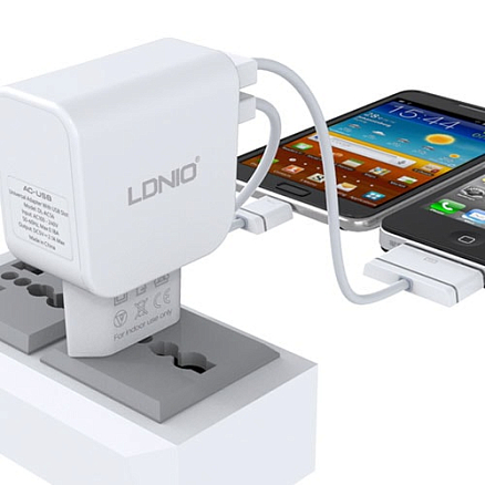 Зарядное устройство сетевое с двумя USB входами 2.1А Ldnio DL-AC56 белое