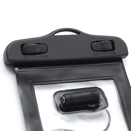 Водонепроницаемый чехол для телефона 4.5-5 дюйма с подключением наушников GreenGo размер 16,2х10 см черный
