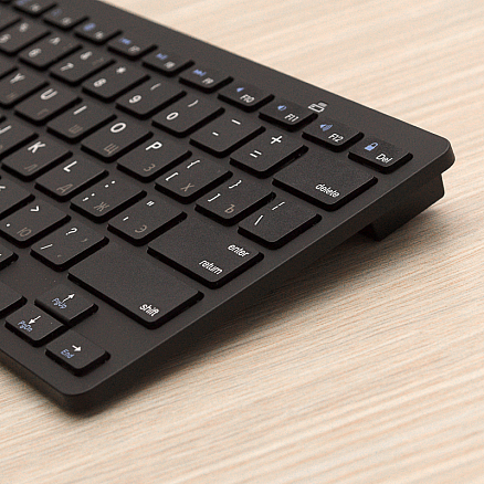 Клавиатура беспроводная Bluetooth для планшетов, смартфонов и ПК BK 3001 универсальная (русские буквы) черная 