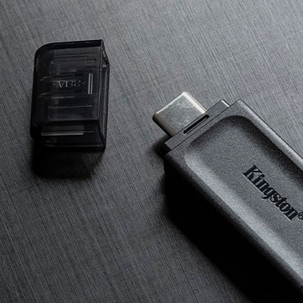 Флешка Kingston DataTraveler 70 64GB Type-C черная